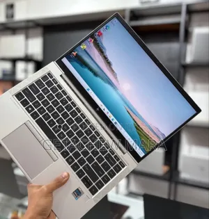New Laptop HP EliteBook 830 8GB Intel Core i7 SSD 512GB