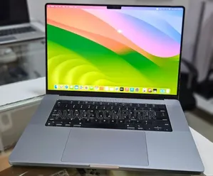 New Laptop Apple MacBook Pro M1 32GB Apple M1 Pro SSD 1T