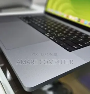 New Laptop Apple MacBook Pro M1 32GB Apple M1 Pro SSD 1T