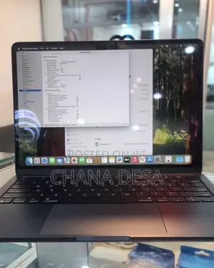 New Laptop Apple MacBook Air 2025 M4 13-inch 16GB Apple M4 SSD 256GB