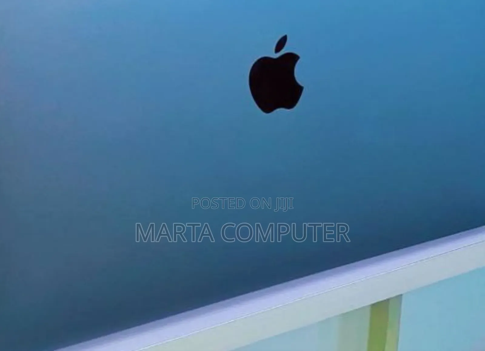 New Laptop Apple MacBook Pro M1 8GB Apple M1 SSD 256GB