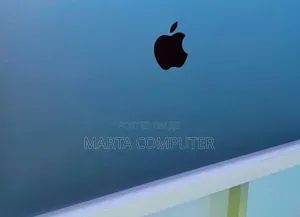 New Laptop Apple MacBook Pro M1 8GB Apple M1 SSD 256GB