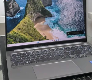 New Laptop Lenovo 16GB Intel Core i5 SSD 512GB