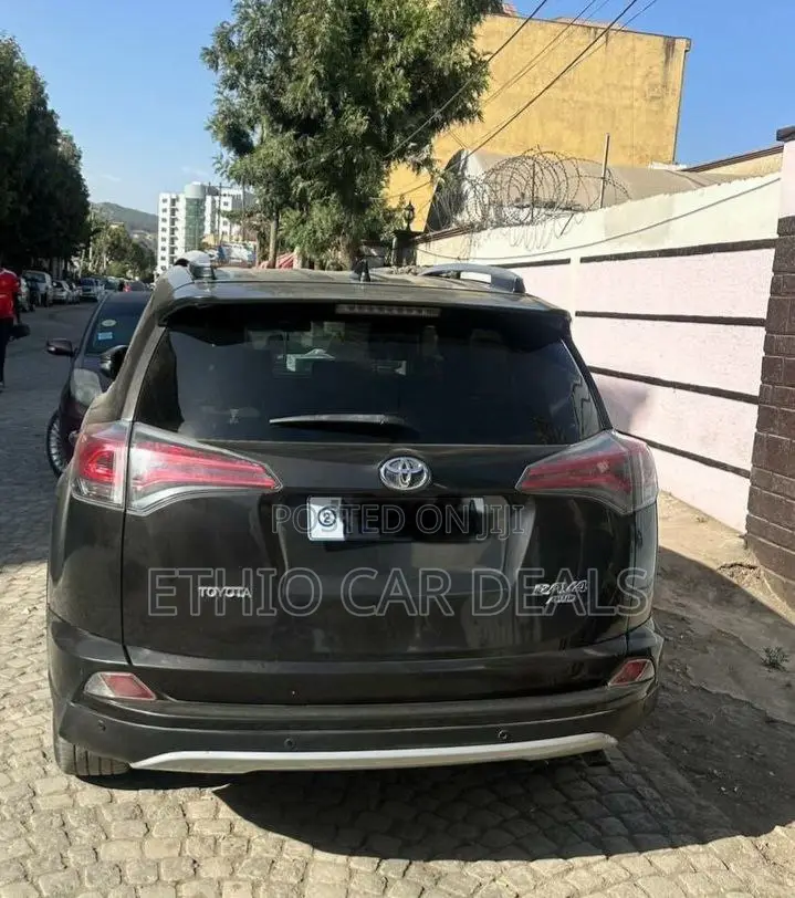 Toyota RAV4 2016 Black