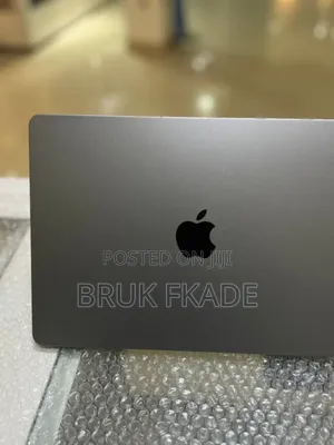 New Laptop Apple MacBook Air 2023 M2 8GB Apple M2 SSD 256GB