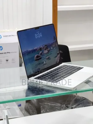 New Laptop Apple MacBook Pro M1 16GB Apple M1 Pro SSD 512GB