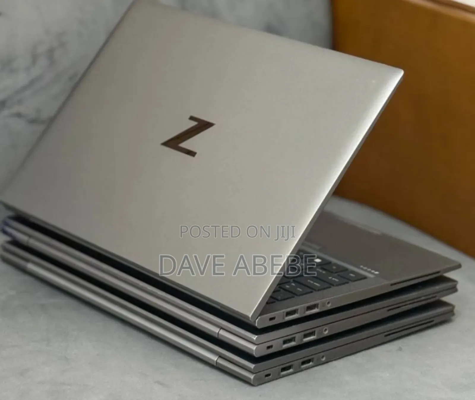New Laptop HP ZBook Firefly G8 16GB Intel Core i7 SSD 512GB