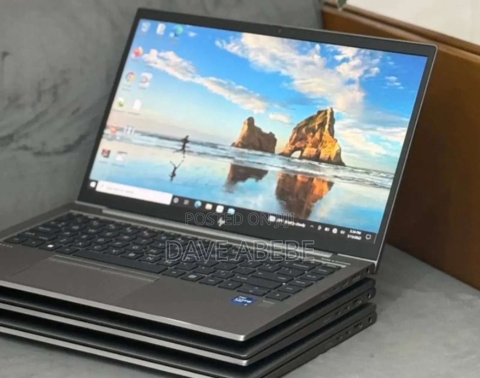 New Laptop HP ZBook Firefly G8 16GB Intel Core i7 SSD 512GB