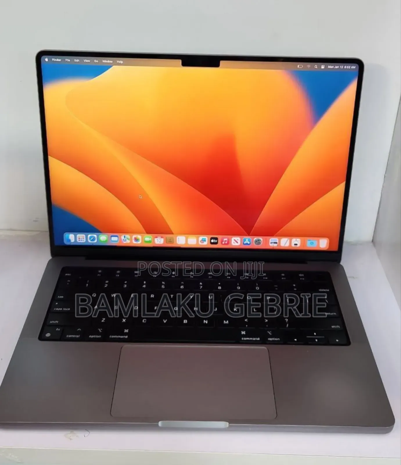 New Laptop Apple MacBook Pro M1 16GB Apple M1 Pro SSD 512GB