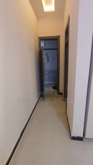 Furnished 4bdrm Villa in አያት, Yeka for sale