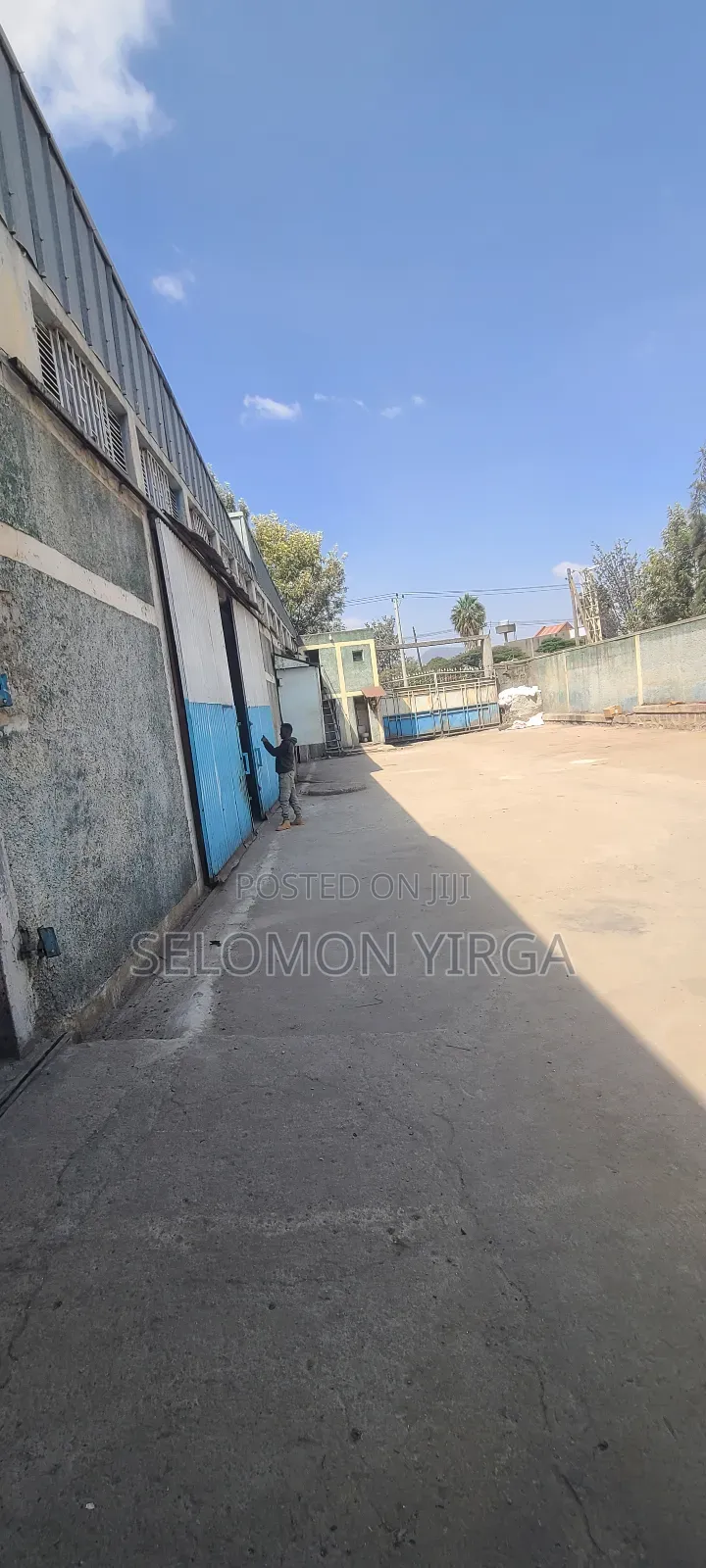 የሚከራይ መጋዘን ቃሊቲ