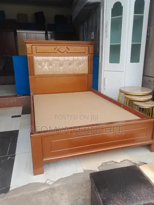 አልጋ 120 በቆንጆ የተሰራ