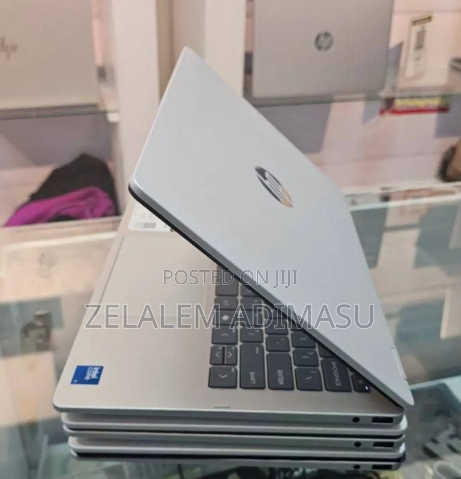 New Laptop HP OmniBook 5 Flip 16GB Intel Core 7 SSD 512GB