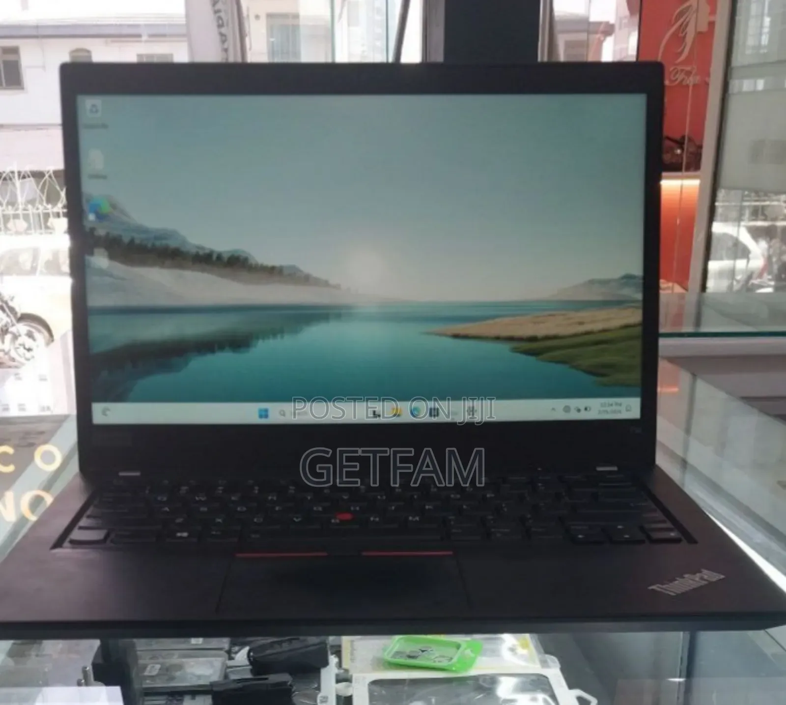 New Laptop Lenovo ThinkPad T14 16GB Intel Core i7 SSD 512GB