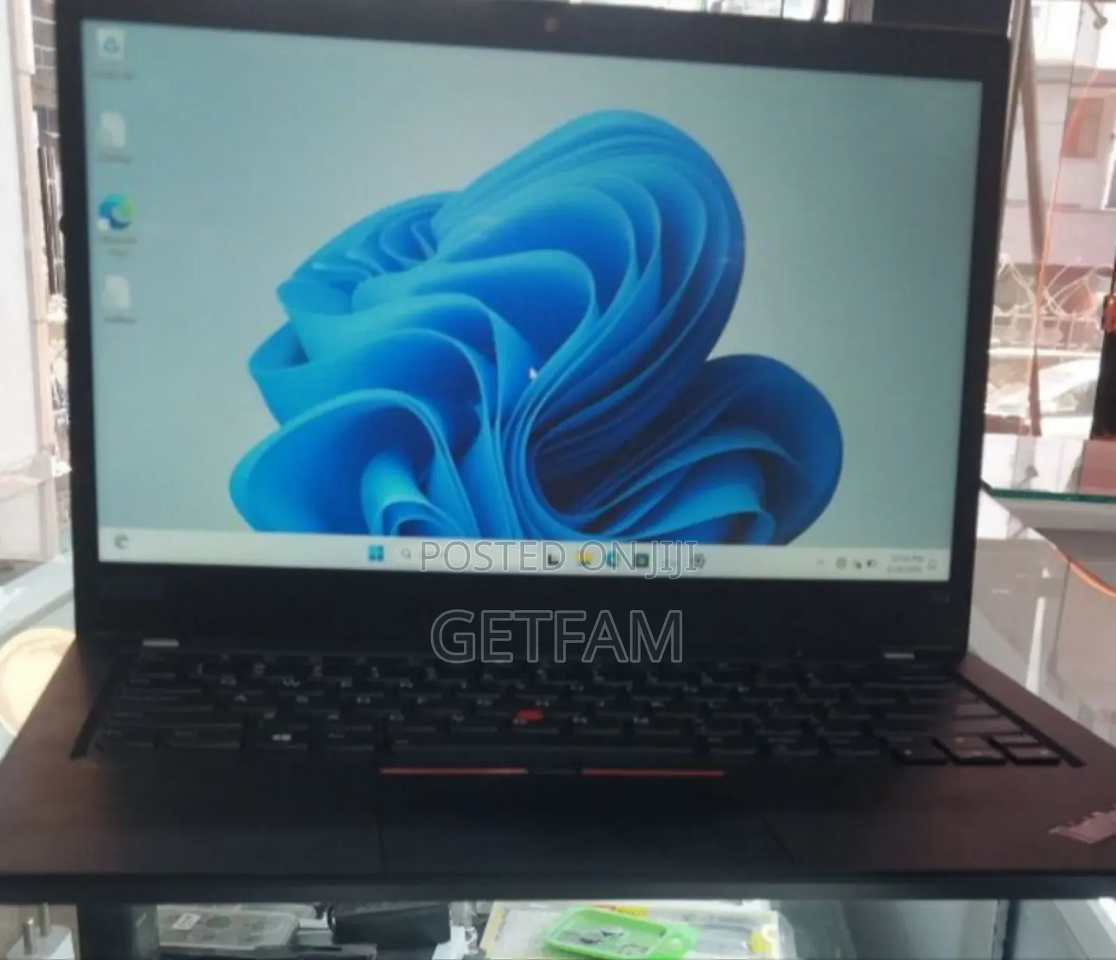 New Laptop Lenovo ThinkPad T14 16GB Intel Core i7 SSD 512GB