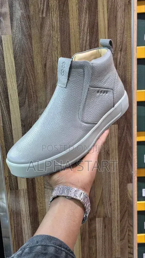 New Arrival አዲስ የገቡ Edco Leather Boots High Master Quality