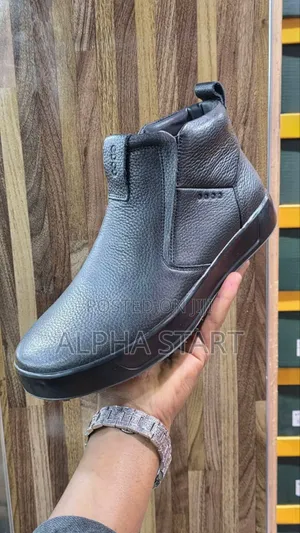 New Arrival አዲስ የገቡ Edco Leather Boots High Master Quality