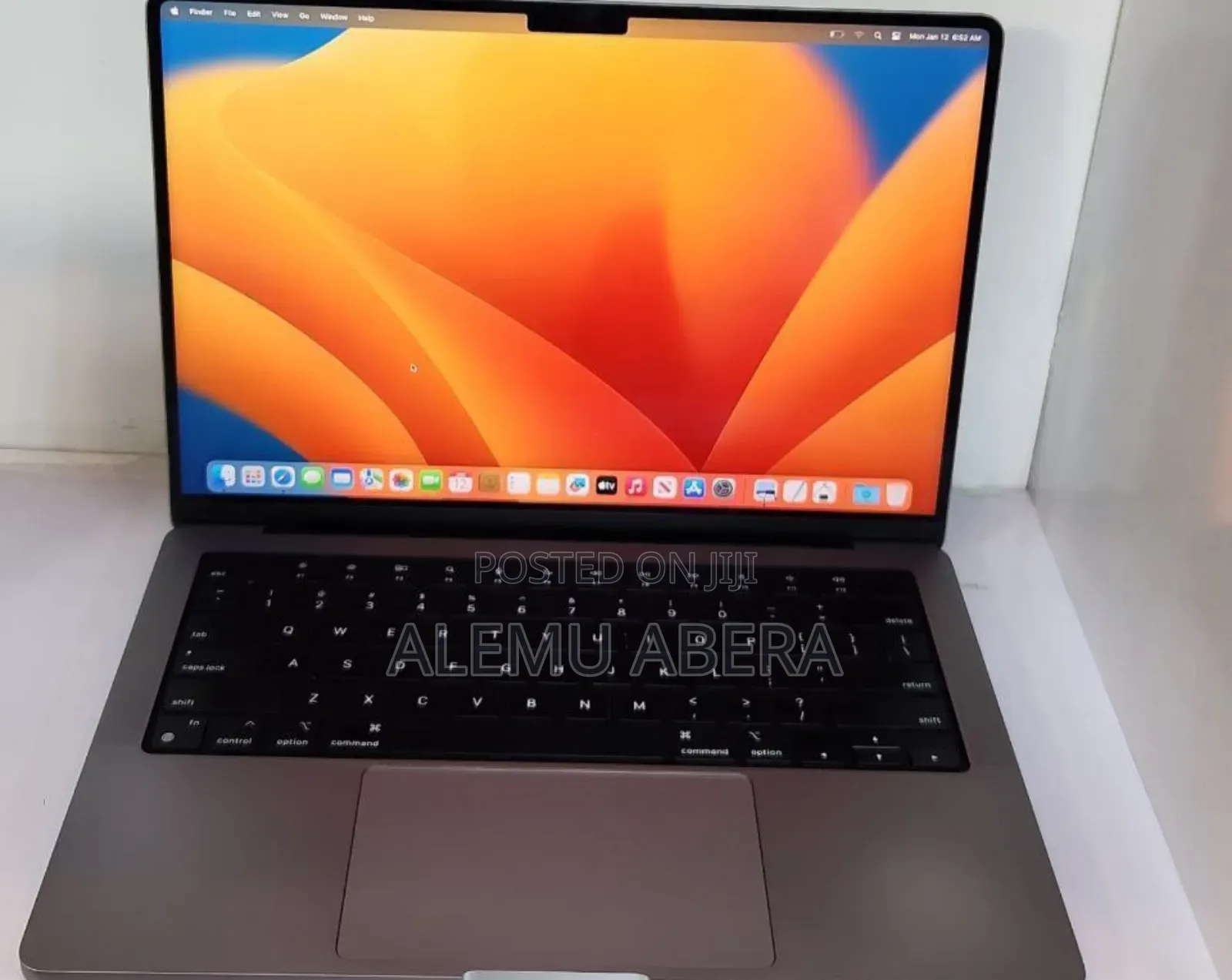 New Laptop Apple MacBook Pro M1 16GB Apple M1 Pro SSD 512GB