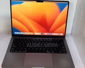 New Laptop Apple MacBook Pro M1 16GB Apple M1 Pro SSD 512GB