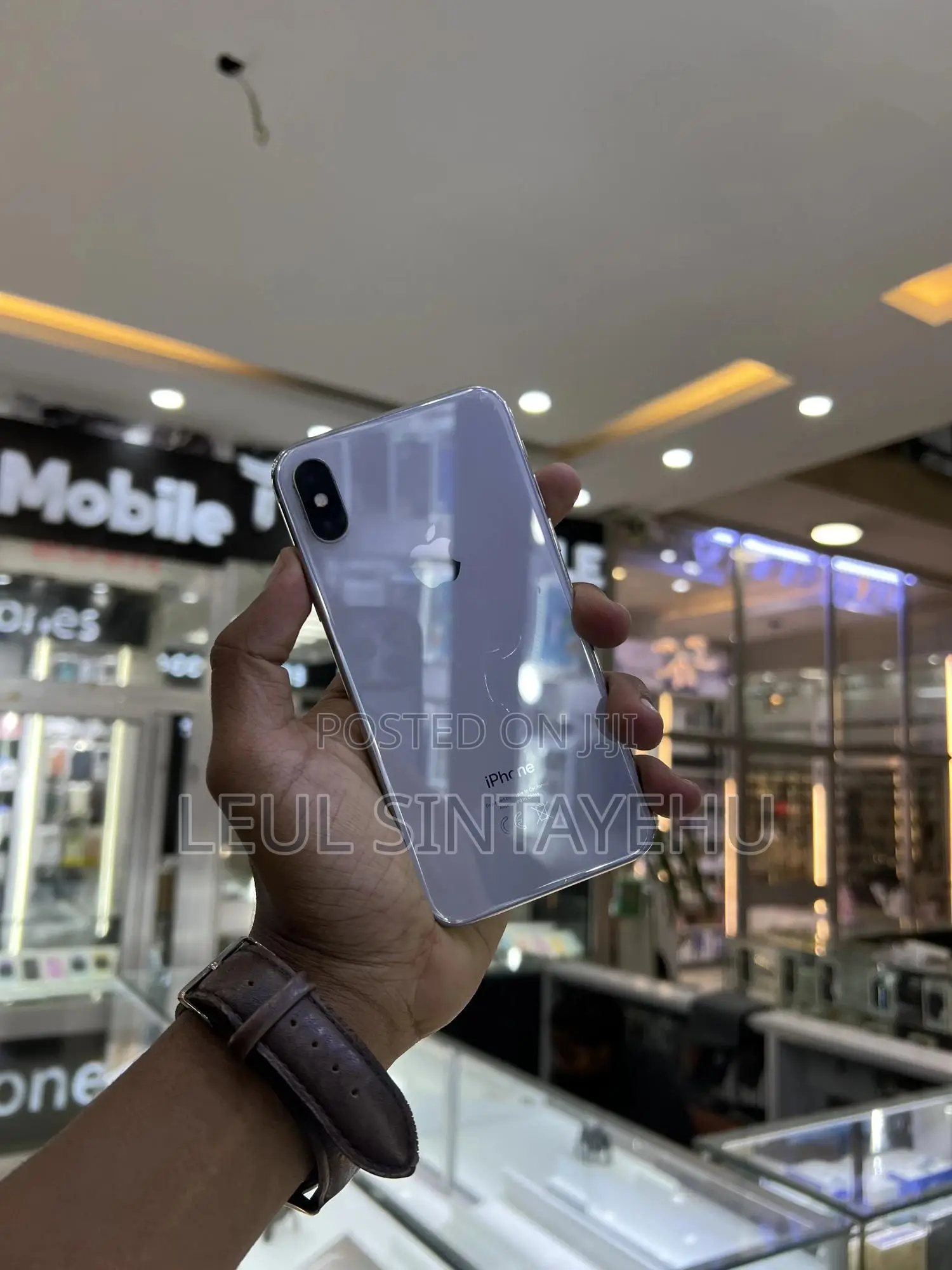 Apple iPhone X 64 GB White
