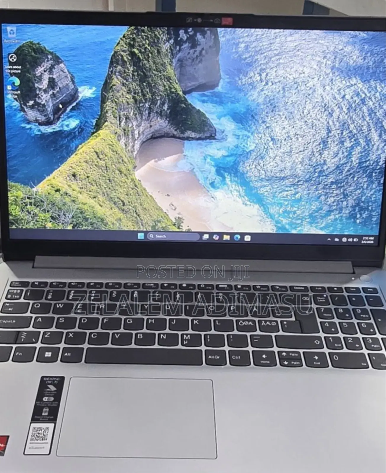 New Laptop Lenovo IdeaPad 1 8GB AMD Ryzen 5 SSD 512GB