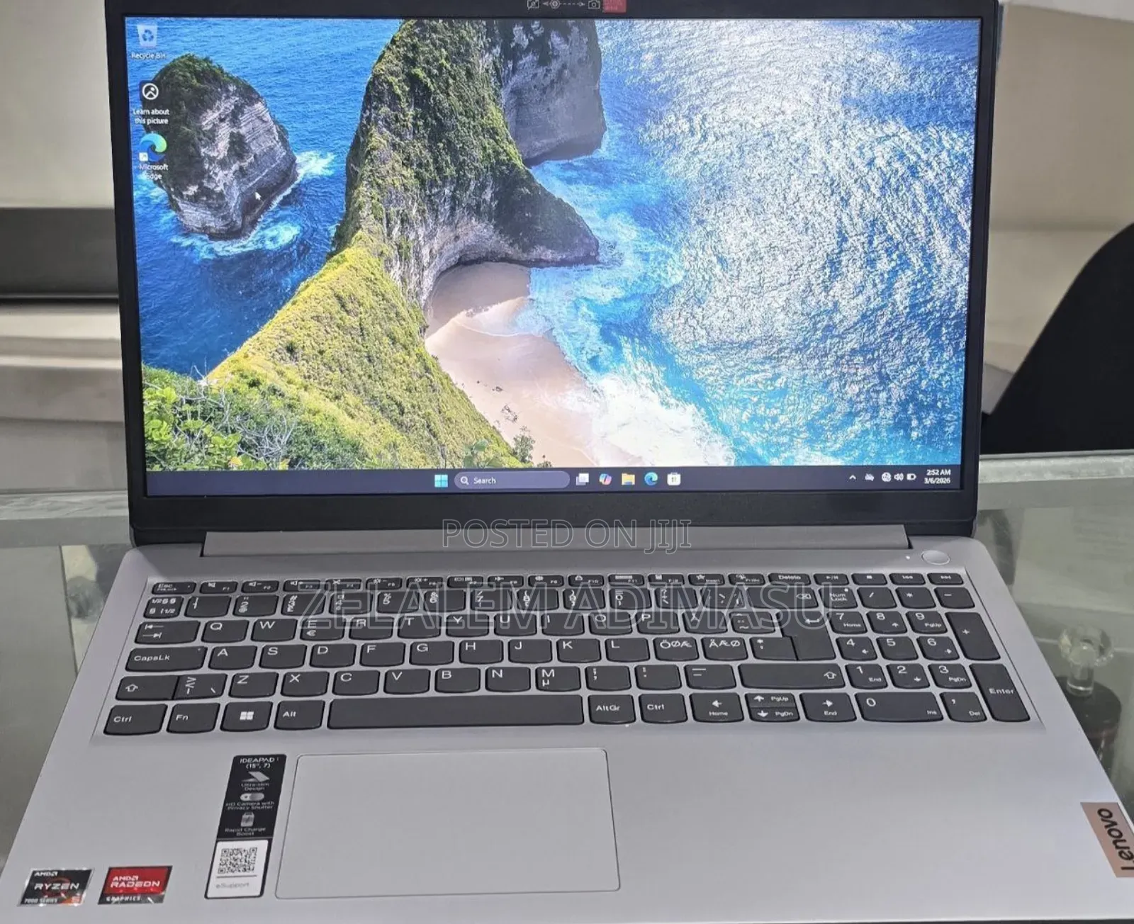 New Laptop Lenovo IdeaPad 1 8GB AMD Ryzen 5 SSD 512GB