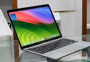 New Laptop Apple MacBook Pro M1 16GB Apple M1 Pro SSD 256GB