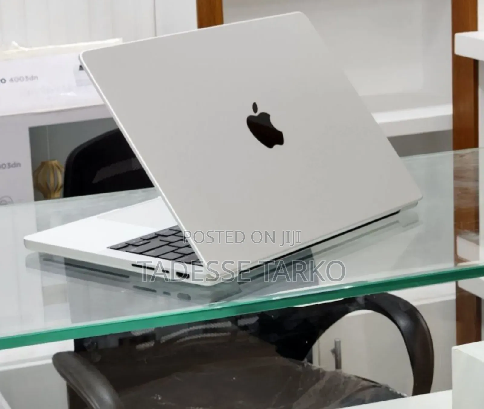 New Laptop Apple MacBook Pro M1 16GB Apple M1 Pro SSD 512GB