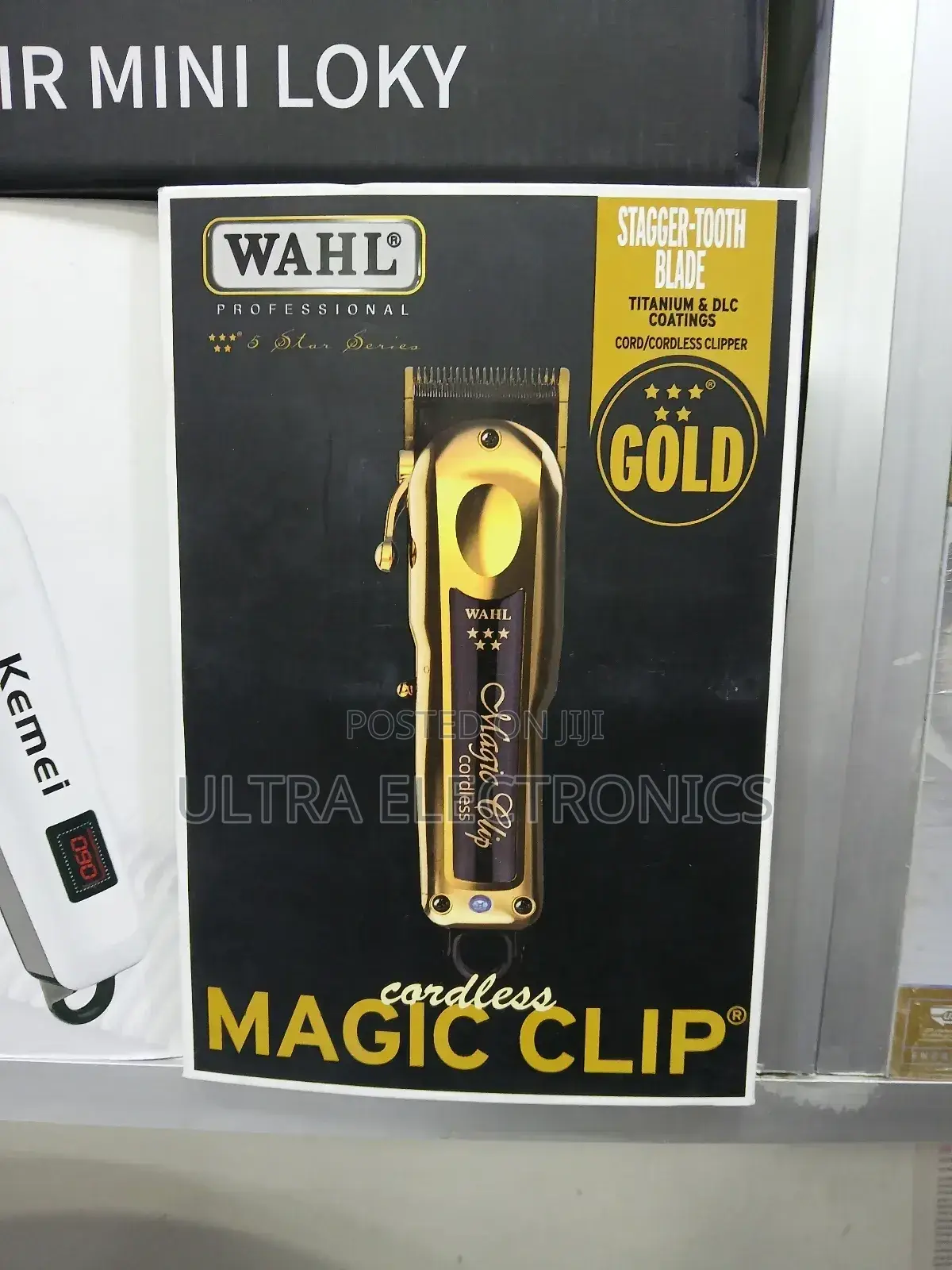 Wahl Professional 5-Star Gold Cordless Magic Clip Hair Clipper.