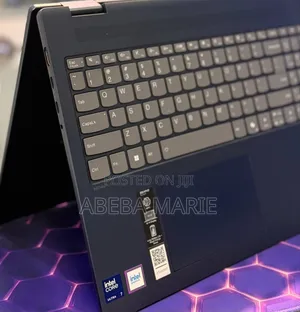 New Laptop Lenovo Yoga 7i 32GB Intel Core Ultra 7 SSD 1T