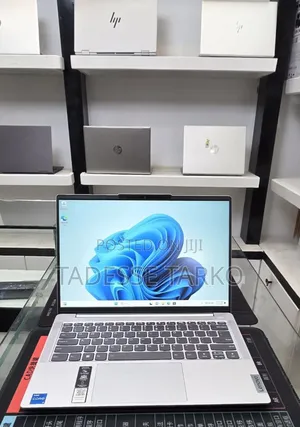 New Laptop Lenovo 16GB Intel Core i5 SSD 512GB
