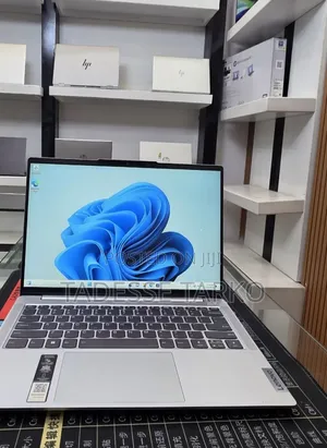New Laptop Lenovo 16GB Intel Core i5 SSD 512GB