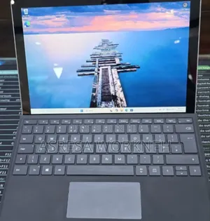 New Laptop Microsoft Surface Pro 7 8GB Intel Core i5 SSD 256GB