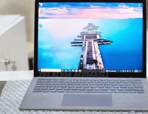 New Laptop Microsoft Surface 8GB Intel Core i5 SSD 512GB