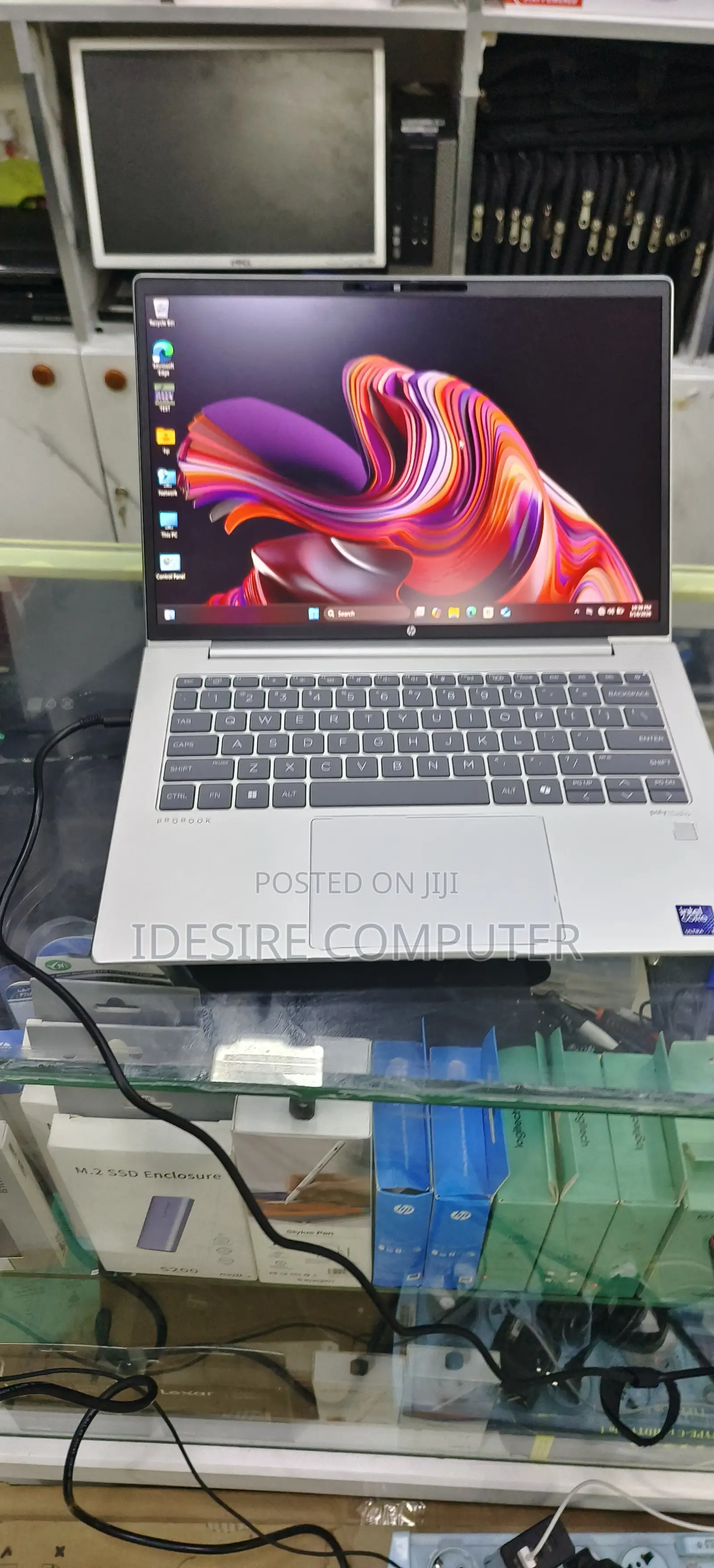 New Laptop HP ProBook 440 G10 8GB Intel Core Ultra 5 SSD 512GB