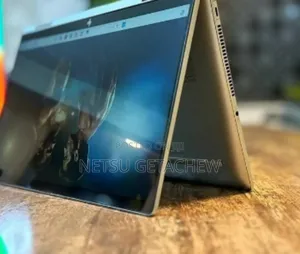 New Laptop HP OmniBook 5 Flip 16GB Intel Core i7 SSD 512GB