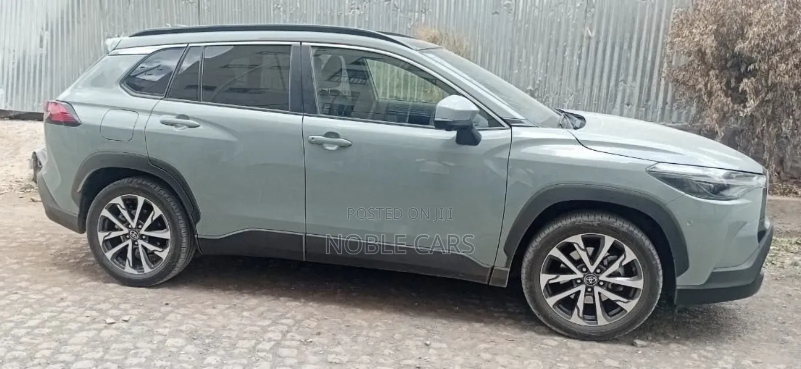 Toyota Corolla Cross Hybrid 2024 Gray