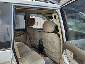Toyota Land Cruiser Prado 2.7 5dr 2004 Silver