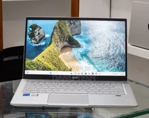 New Laptop Acer 8GB Intel Core i5 SSD 512GB