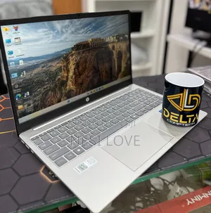 New Laptop HP Stream Notebook 16GB Intel Core i7 SSD 1T