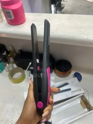 Kemei Professional Hair Straightener