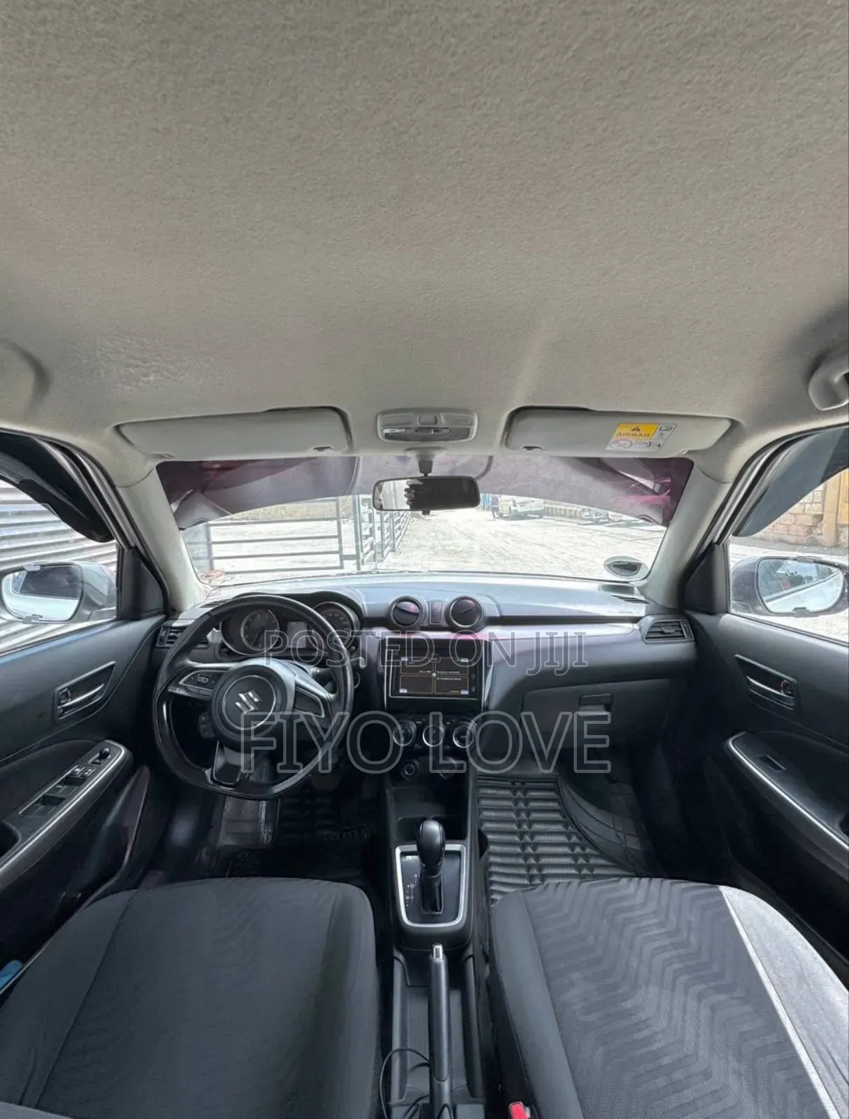 Suzuki Swift 2021 White