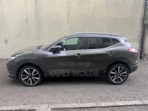Nissan Qashqai 2019 Brown