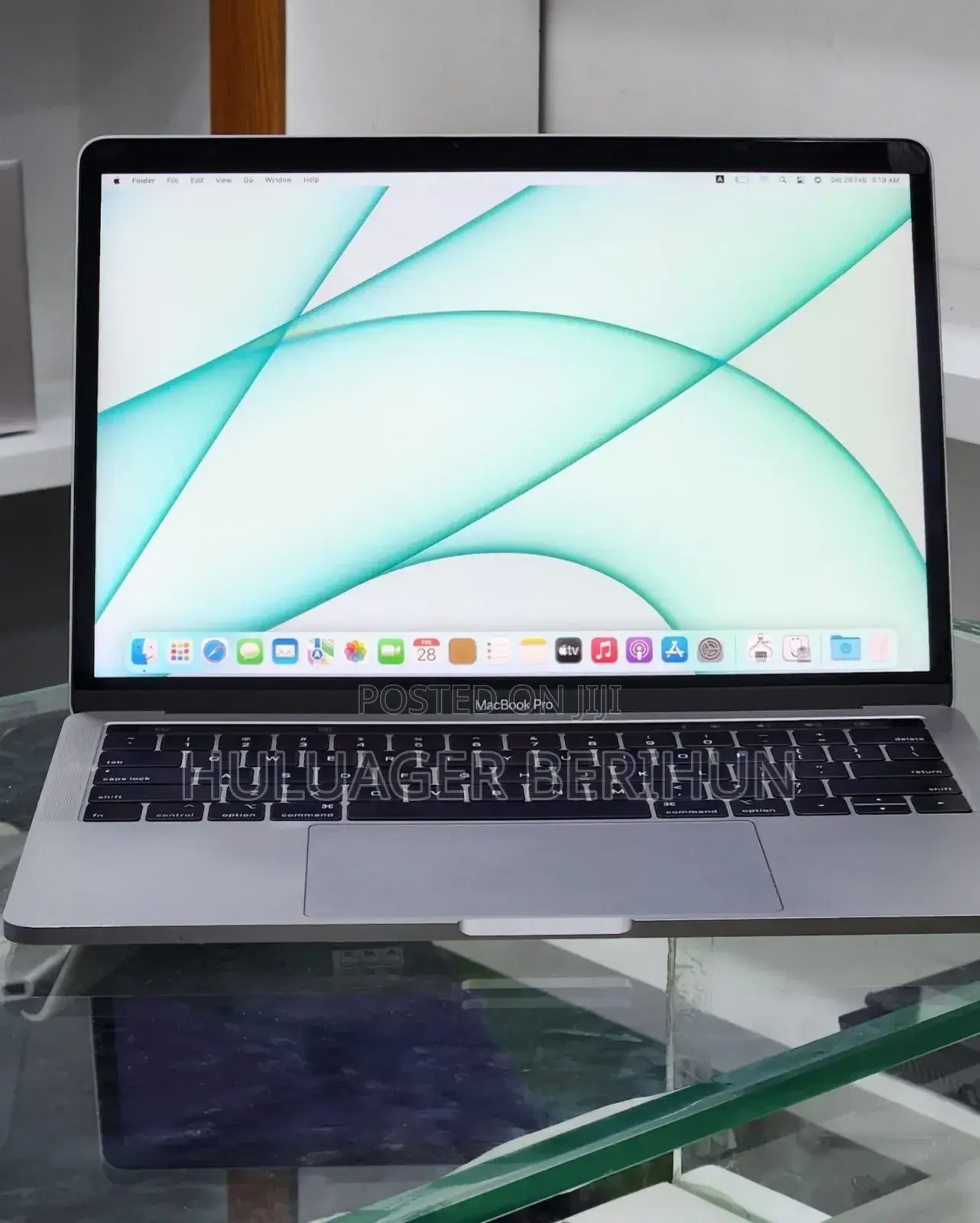 New Laptop Apple MacBook Pro 2019 16GB Intel Core i7 SSD 1T