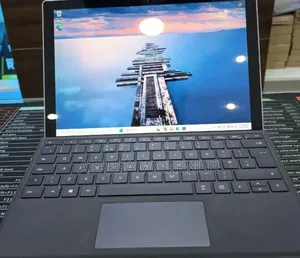 New Laptop Microsoft Surface Pro 7 8GB Intel Core i5 SSD 256GB