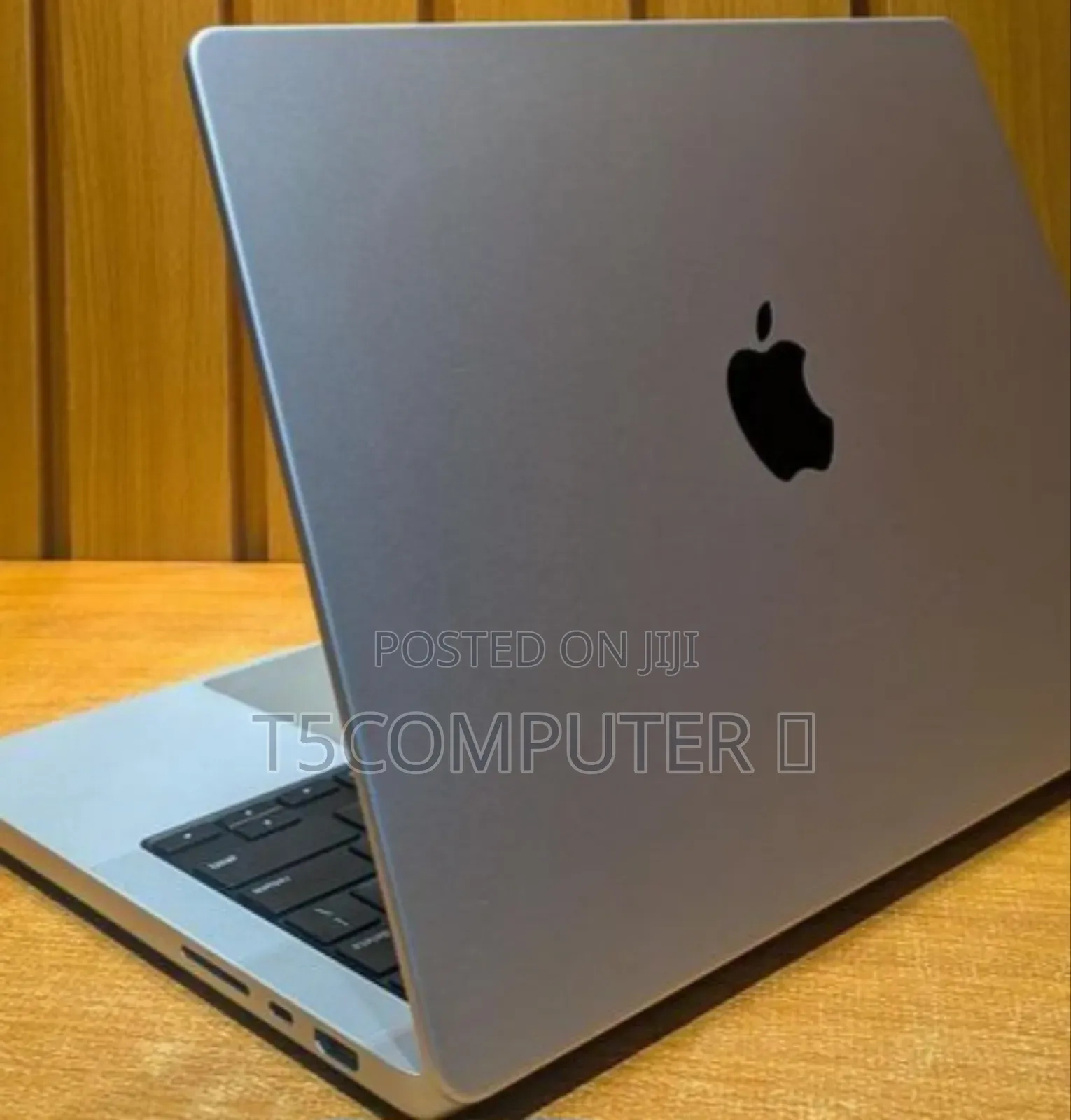 New Laptop Apple MacBook Pro M1 32GB Apple M1 Pro SSD 512GB