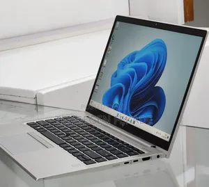 New Laptop HP EliteBook 840 G8 16GB AMD Ryzen 5 SSD 512GB