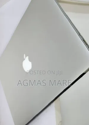 New Laptop Apple MacBook Air 2012 4GB Intel Core i5 SSD 128GB