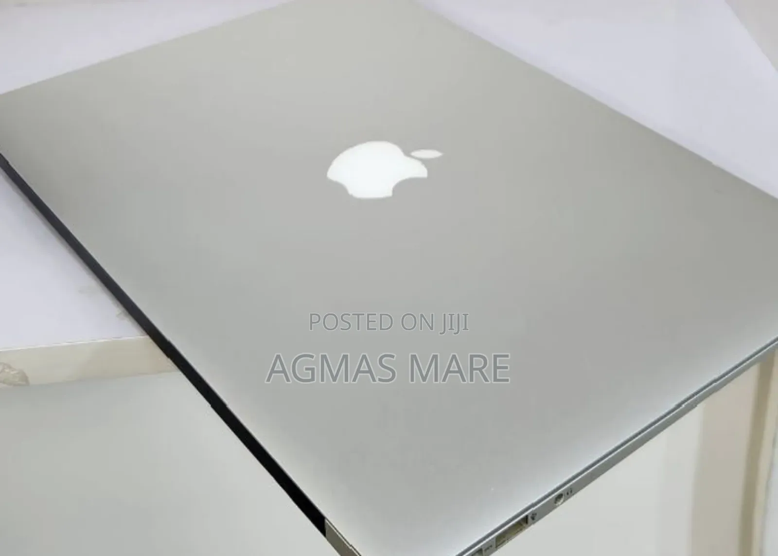 New Laptop Apple MacBook Air 2012 4GB Intel Core i5 SSD 128GB