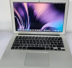 New Laptop Apple MacBook Air 2012 4GB Intel Core i5 SSD 128GB